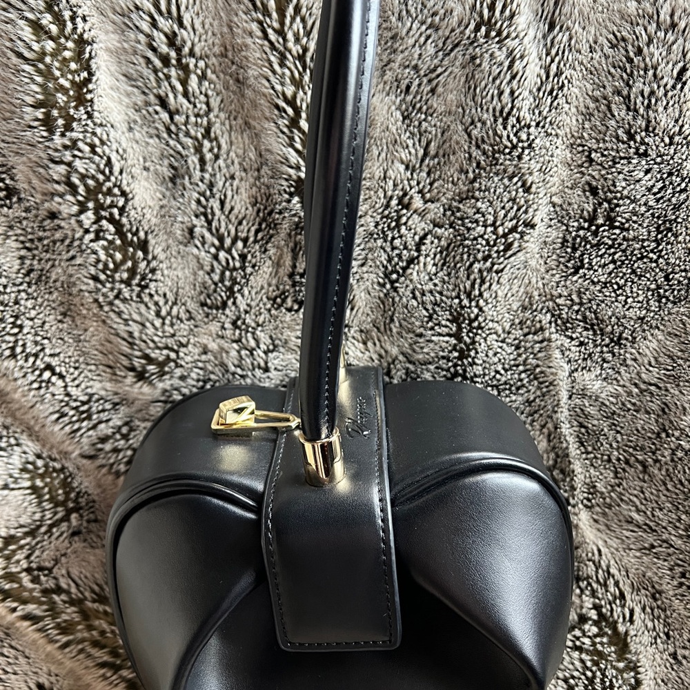 Elegant Black Leather Handbag
